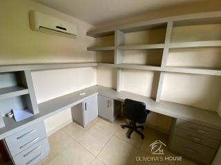 Goi&acirc;nia: Casa em Condom&iacute;nio Alto da Boa Vista 2