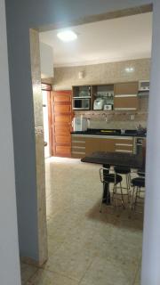 Jo&atilde;o Pessoa: Casa com 3 quartos, su&iacute;te, wc social, &aacute;rea de servi&ccedil;o, CFTV, cerca el&eacute;trica e alarme. Totalmente quitada e mobiliada (opcional). IPTU pago e atualizado. Pr&oacute;xima a Prefeitura e Grandes Supermercados 6