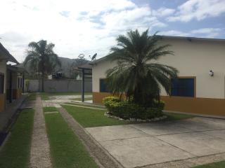 Caraguatatuba: Casa em Caraguá - Condomínio - Praia Martim de Sa 2