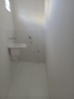 Natal: Alugo casa em  2/4 uma  suite Capim macio  rua lateral da Padaria Brioche na Aírton Senna 4