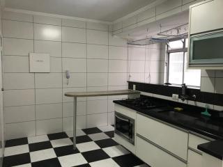 Santos: Apartamento reformado em Santos , canal 2 , pacote ( condomínio + IPtu ) 2