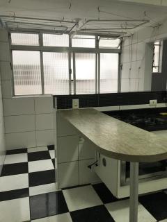 Santos: Apartamento reformado em Santos , canal 2 , pacote ( condomínio + IPtu ) 3