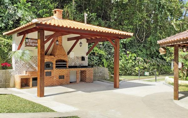 Guapimirim: S&iacute;tio Berro D&acute;&Aacute;gua - Entre Guapimirim e Teres&oacute;polis: Veraneio, Temporada, Festas e Retiros 5
