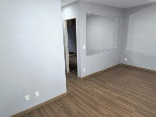 Campinas: Vendo apartamento com 2 dormit&oacute;rios no Jardins do Taquaral, com su&iacute;te, arm&aacute;rios em todos os c&ocirc;modos 2