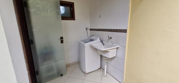 Florian&oacute;polis: Aluguel Temporada Duplex 2dorm 2banh Praia Ingleses-FLORIAN&Oacute;POLIS-WiFi-Ar Split-2Smart TV com PrimeVideo-Globoplay-Antena externaTV 7